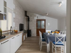 22067449-Ferienhaus-5--300x225-1