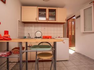 23447709-Ferienhaus-4--300x225-3