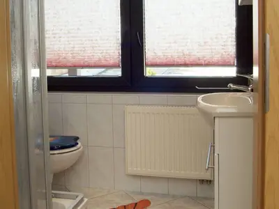 Dusche untere Etage