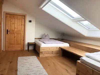 Schlafzimmer 2 im 1. OG mit 2 Einzelbetten