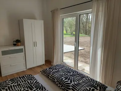 Schlafzimmer mit Doppelbett