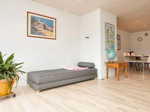 24016725-Ferienhaus-6--300x225-5