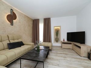 24016792-Ferienhaus-6--300x225-5