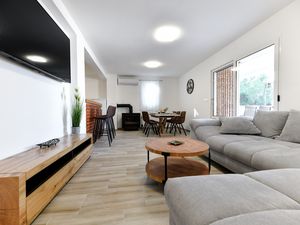 23936250-Ferienhaus-8--300x225-3