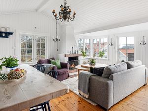 24018452-Ferienhaus-9--300x225-2