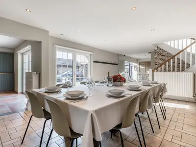 DiningRoom