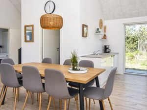 24019246-Ferienhaus-8--300x225-4