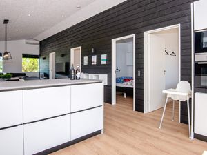 23438074-Ferienhaus-8--300x225-5