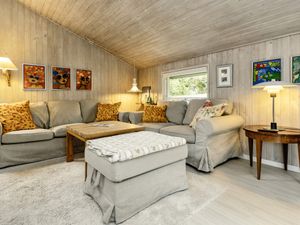 24014922-Ferienhaus-4--300x225-2