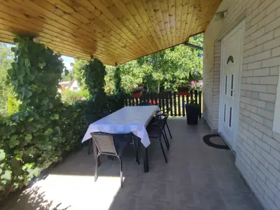 Ferienhaus für 6 Personen (120 m²) in Agárd 4/10