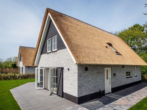 23939627-Ferienhaus-8--300x225-2