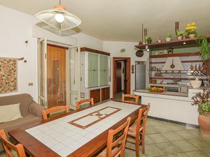 24024733-Ferienhaus-7--300x225-3