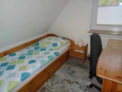 Schlafzimmer mit Einzelbett