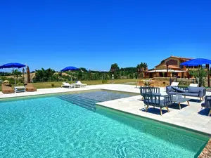 Ferienhaus für 10 Personen (300 m²) in Lajatico