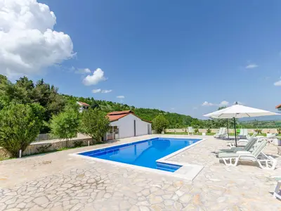 Ferienhaus für 8 Personen (150 m²) in Umljanović 6/10