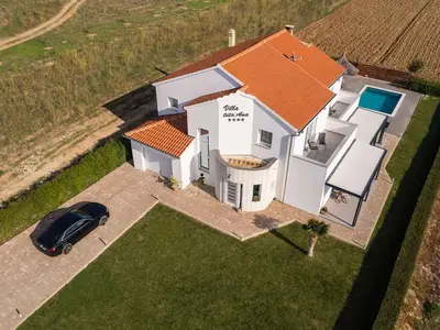 Ferienhaus für 9 Personen (300 m²) in Vrana 5/10