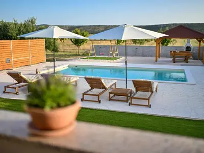 Ferienhaus für 6 Personen (120 m²) in Vrana 1/10