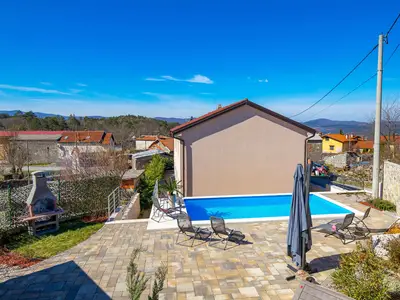 Ferienhaus für 10 Personen (300 m²) in Lipa 8/10