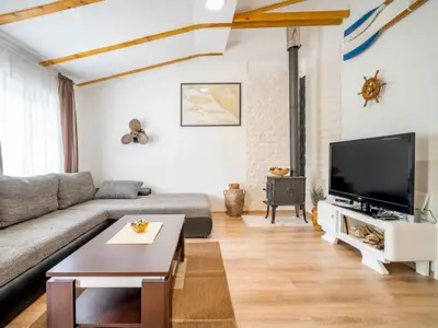 Ferienhaus für 7 Personen (90 m²) in Zadvarje 7/10