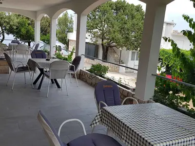 Ferienhaus für 11 Personen (142 m²) in Zastražišće 3/10