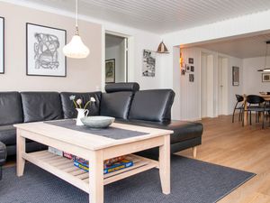 23443704-Ferienhaus-6--300x225-2