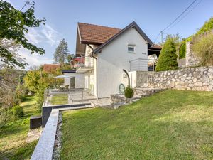 23994109-Ferienhaus-7--300x225-1