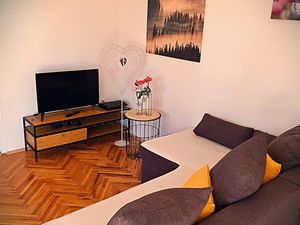 23933018-Ferienhaus-6--300x225-1