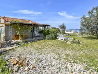 Ferienhaus für 6 Personen (45 m²) in Otočić Žižanj 6/10