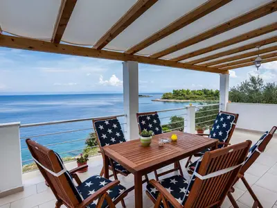 Ferienhaus für 6 Personen (70 m²) in Korčula 1/10