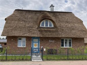 24014342-Ferienhaus-8--300x225-0