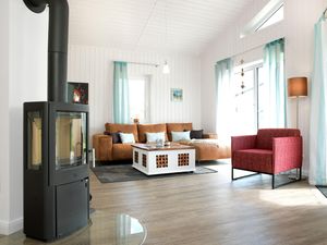 24044851-Ferienhaus-7--300x225-2