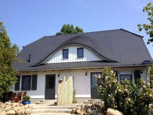 24044985-Ferienhaus-6--300x225-0