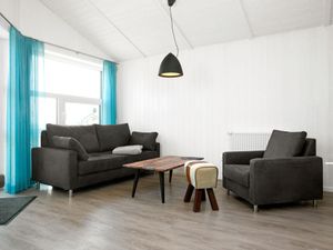 24044850-Ferienhaus-4--300x225-1