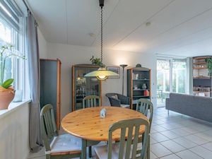 24045698-Ferienhaus-4--300x225-2