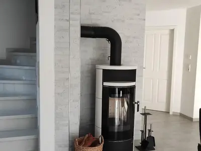 Kamin-/Ofen