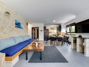 24048171-Ferienhaus-8--300x225-4