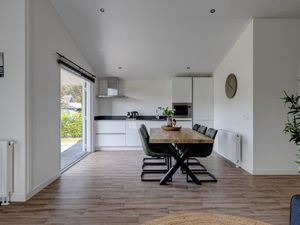 23339049-Ferienhaus-6--300x225-2