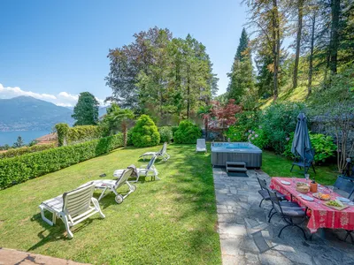 Ferienhaus für 10 Personen (240 m²) in Menaggio 5/10 Ferienhaus für 10 Personen (240 m²) in Menaggio 5/10