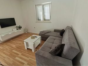 24055364-Ferienhaus-6--300x225-3