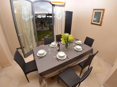 DiningRoom