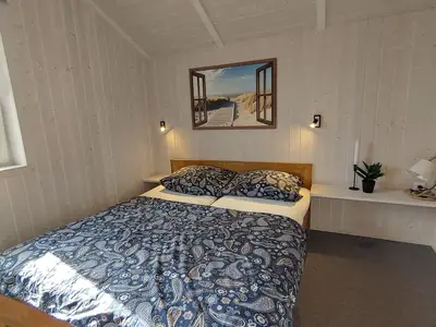Schlafzimmer mit Doppelbett