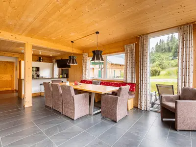 DiningRoom