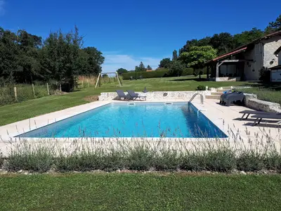PoolOfHouse
