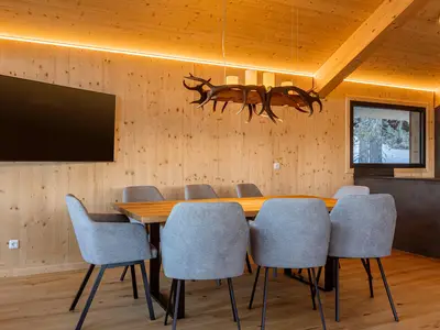 DiningRoom