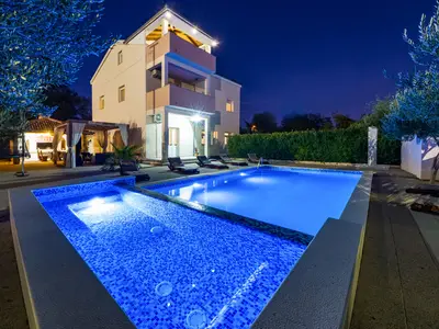 pool