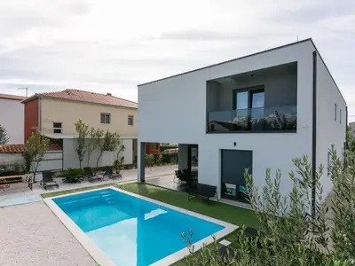 Ferienhaus für 10 Personen in Kaštel Novi 6/10