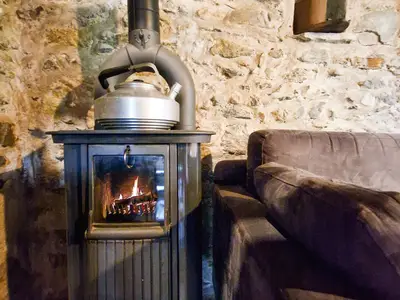 Kamin-/Ofen Kamin-/Ofen