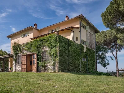 house house