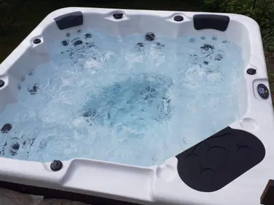 hot-tub