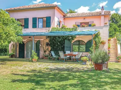 house house